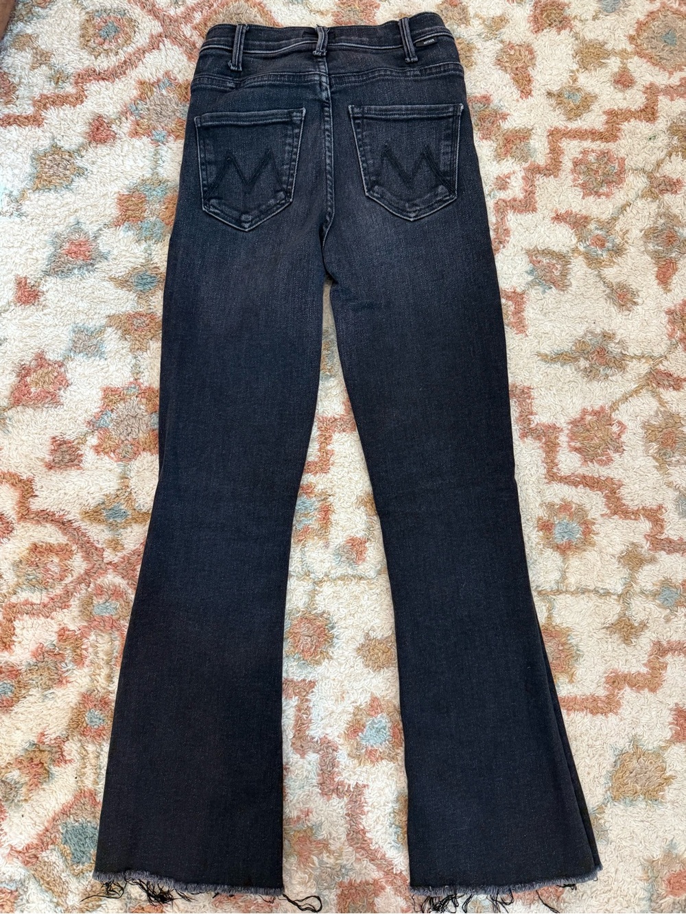 MOTHER High Rise Frayed Hem Flare Jeans Black Wash Size 23 - Picture 3 of 5